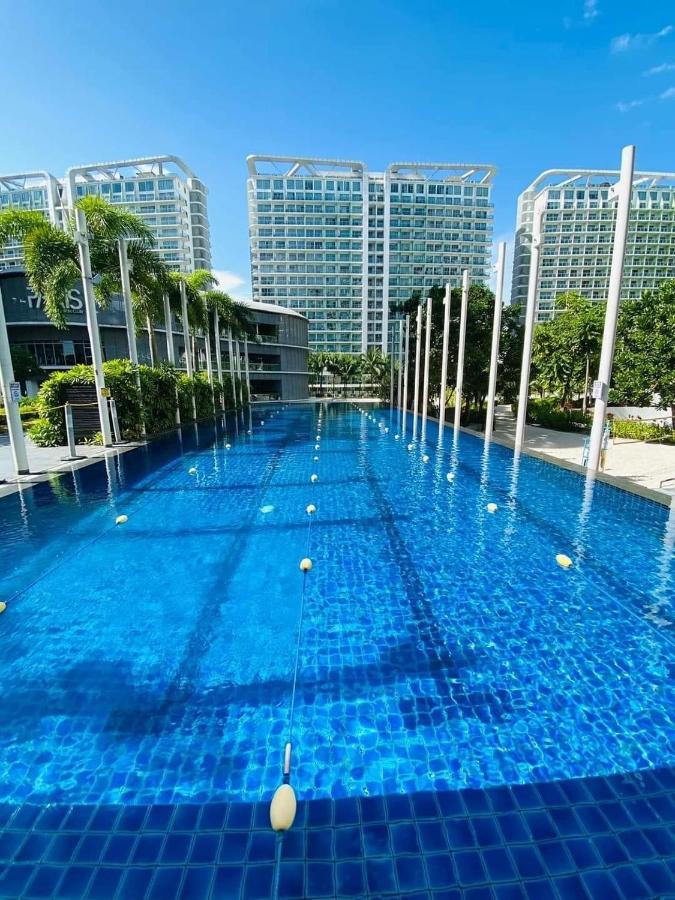 Azure Condo Resort Paranaque Bldg Maldives Manila Bagian luar foto