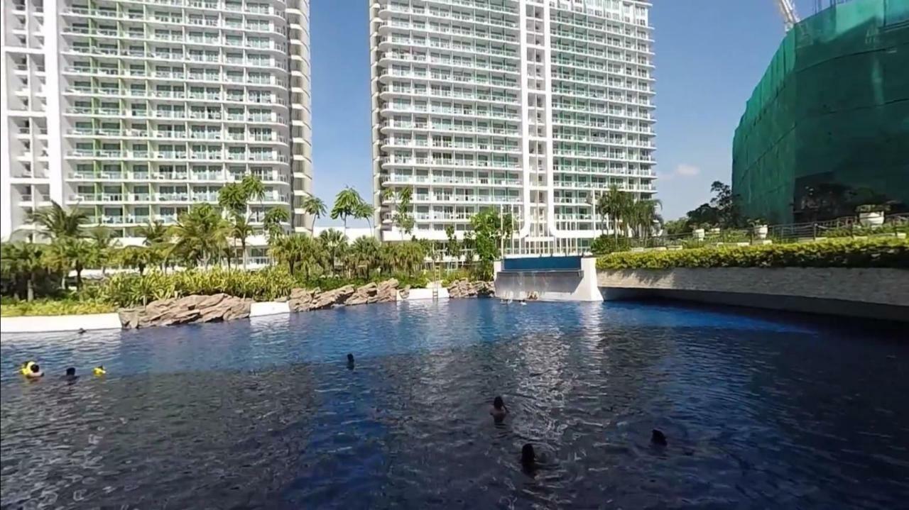 Azure Condo Resort Paranaque Bldg Maldives Manila Bagian luar foto