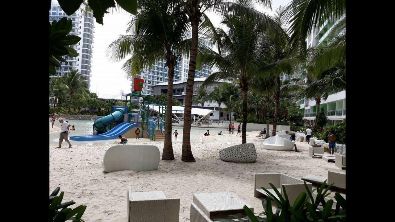Azure Condo Resort Paranaque Bldg Maldives Manila Bagian luar foto